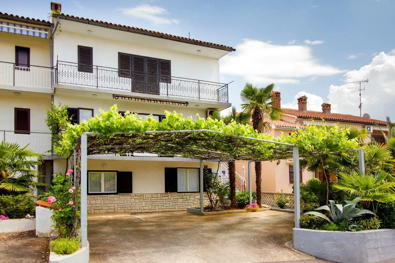 Apartment Brle Porec